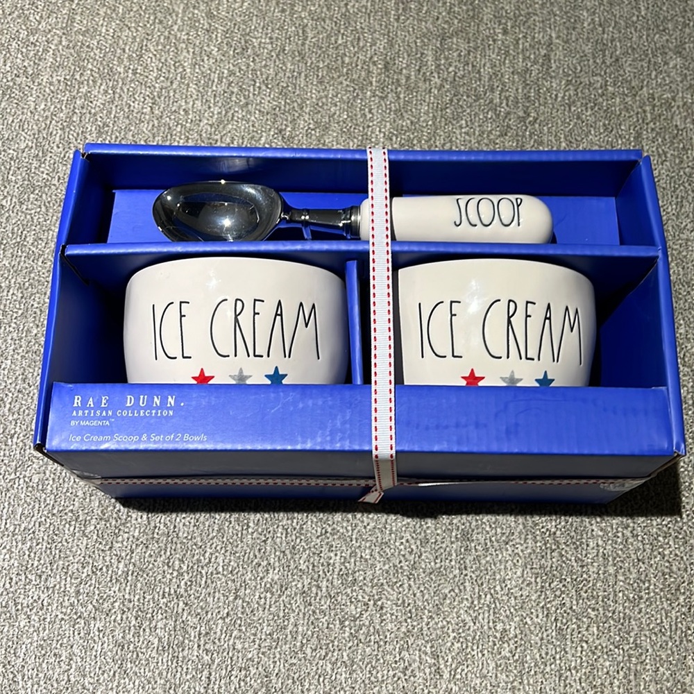 Rae Dunn Ice Cream set
